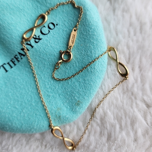 Tiffany and Co. Infinity Endless Bracelet 18K Yellow Gold Size: Large (8.5") - Picture 6 of 11